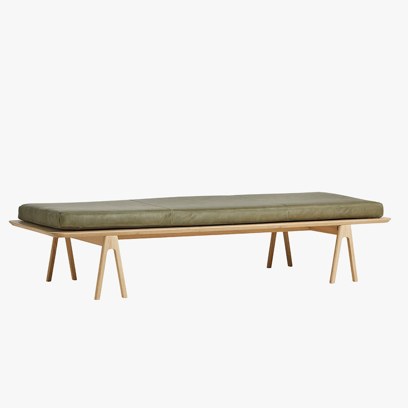 Level Daybed | Oak