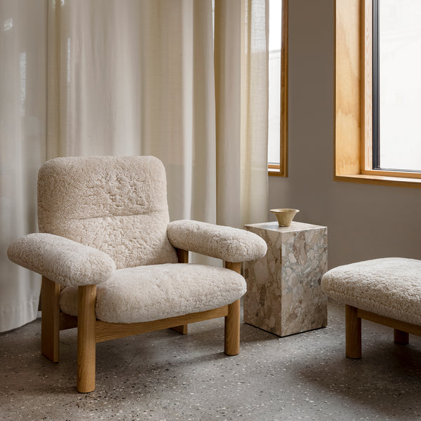 Brasilia Lounge Chair | Sheepskin, Natural