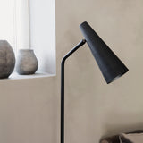 Precise Floor Lamp | Black